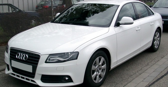 tn_08-Audi_A4_B8_front_20080414