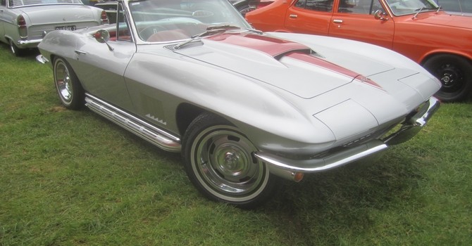 tn_25-1967_Chevrolet_Corvette_Convertible_(10212423624)
