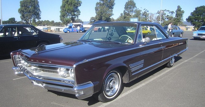 tn_28-1024px-1966_Chrysler_300_Hardtop