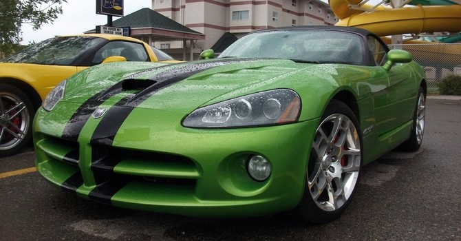 tn_37-Dodge_Viper_(4809952429)