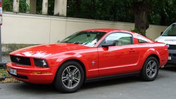 13 Worst Cars for Teen Drivers