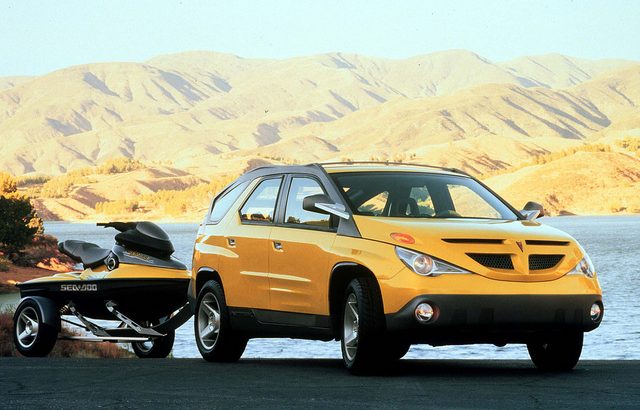 14 Of The Worst Cars Ever Shown At The Detroit Auto Show